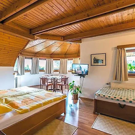 Szent Kristof Panzio 3*