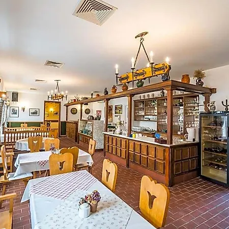 酒店 Szent Kristof Panzio 艾斯特根