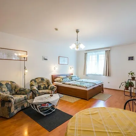 Szent Kristof Panzio Hotell 3*