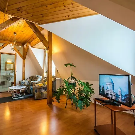 Hotel Szent Kristof Panzio Esztergom