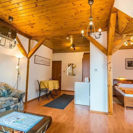 Szent Kristof Panzio 3*