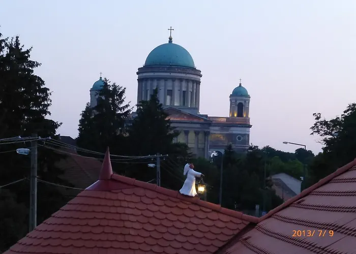 Szent Kristof Panzio 3* Esztergom