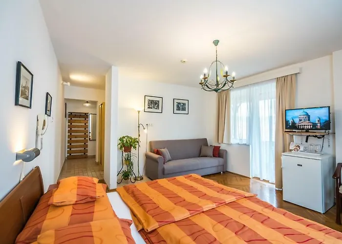 Szent Kristof Panzio Hotel 3*