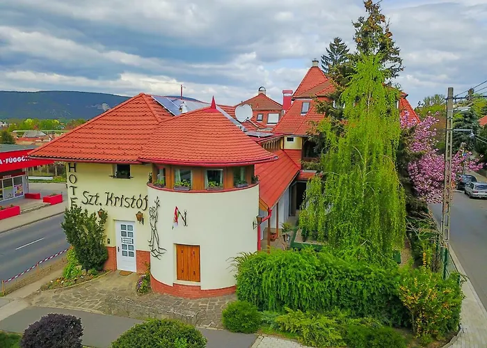 Szent Kristof Panzio Esztergom